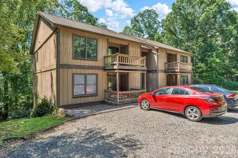 Exterior - 655 Overlook Dr, Spruce Pine, NC 28777 photo 6 of 7