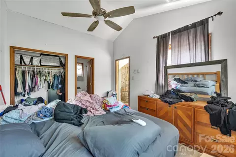 Bedroom - 155 Horse Shoe Ridge E Rd E, Deep Gap, NC 28618 photo 4 of 4