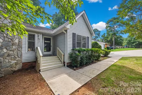 Exterior - 4060 Point Clear Dr, Tega Cay, SC 29708 photo 2 of 4