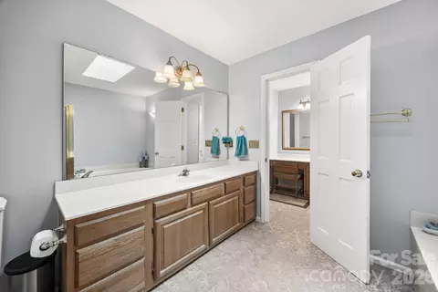 Bath - 4060 Point Clear Dr, Tega Cay, SC 29708 photo 1 of 2