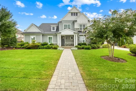 1858 Trotting Nw Cir NW, Concord, NC 28027