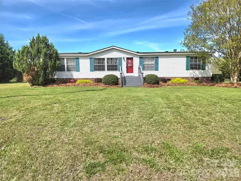 3449 Yount Rd, Newton, NC 28658