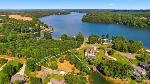 87 Greene Walk, Taylorsville, NC 28681