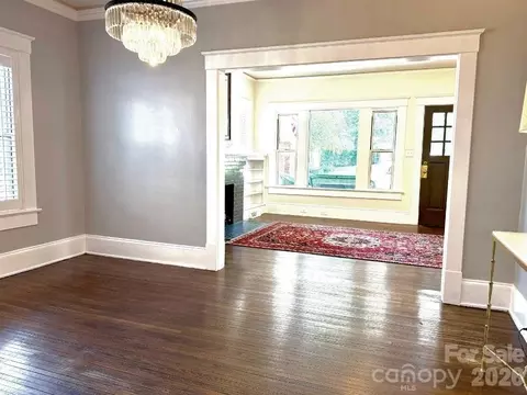 Living - 113 E Miller St, Salisbury, NC 28144 photo 4 of 5