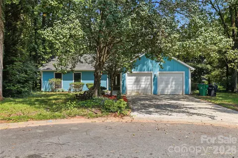 5810 Ness Ct, Charlotte, NC 28208