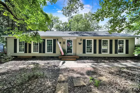 924 Glenshannon Rd, Matthews, NC 28105