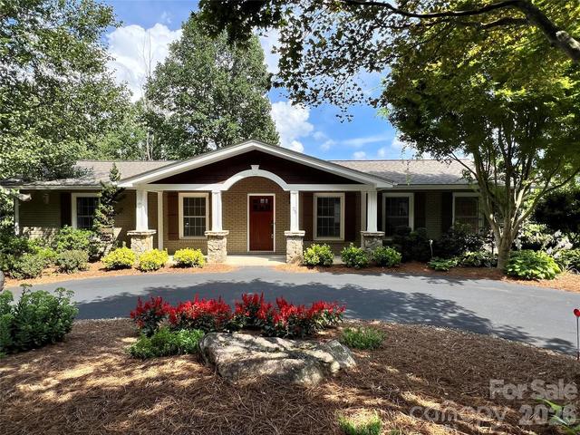 25 Brookwood Rd, Asheville, NC 28804