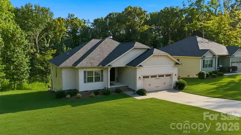 140 Wylie Trl, Statesville, NC 28677