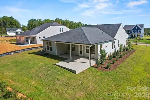 Exterior - 7512 Pedigree Cir, Lancaster, SC 29720 photo 3 of 3