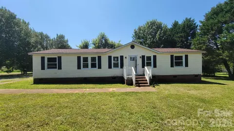 5401 Creek Run Ct, Kings Mountain, NC 28086