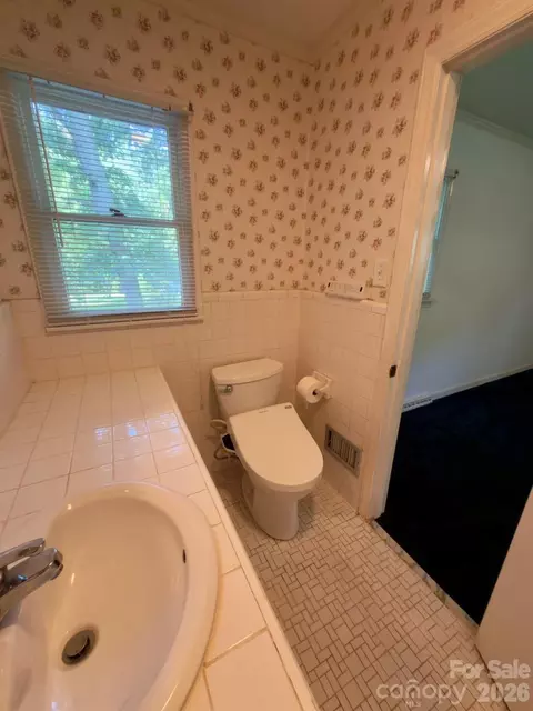 Bath - 231 Lambert Rd, Biscoe, NC 27209 photo 3 of 5