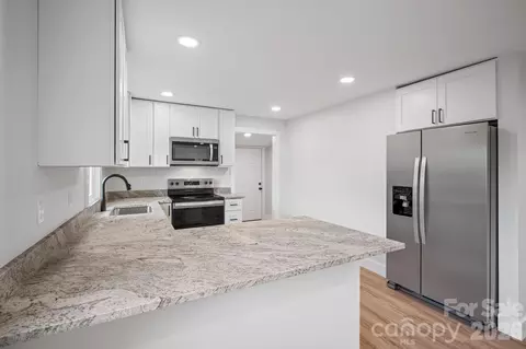 Kitchen - 81 Second St, Canton, NC 28716 photo 2 of 4