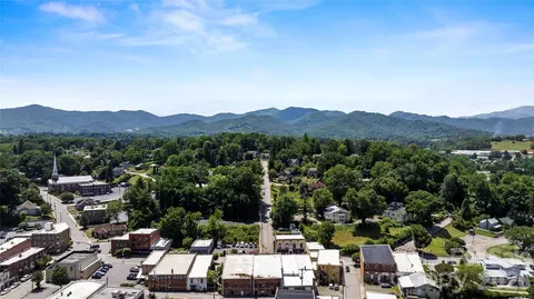 View/Area - 81 Second St, Canton, NC 28716 photo 1 of 1