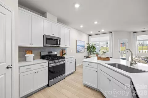 Kitchen - 7035 Everly Commons Ln, Tega Cay, SC 29708 photo 1 of 2