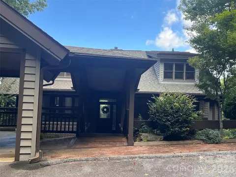 20 Wild Ivy Run, Hendersonville, NC 28739