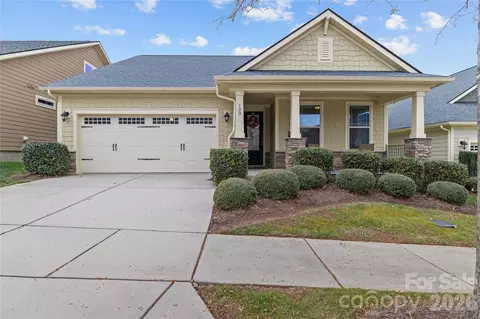 129 Johnson Manor St, Mooresville, NC 28115