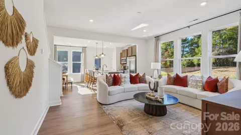 7603 Ethora Way, Charlotte, NC 28216