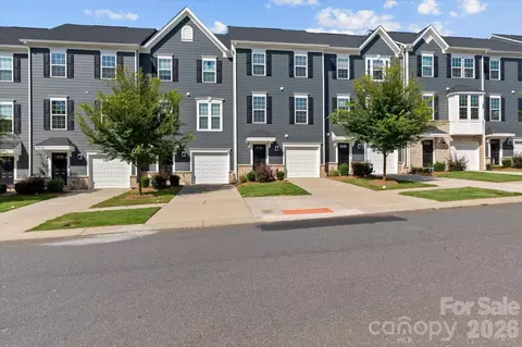 3037 Beeler Ln, Charlotte, NC 28208