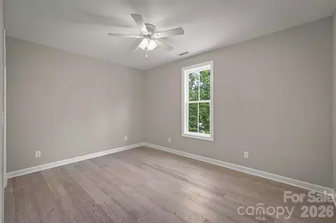 Bedroom - 4326 Boulder Dr, Morganton, NC 28655 photo 3 of 3