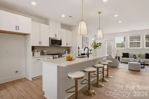 4007 Bass River Pkwy, Charlotte, NC 28217