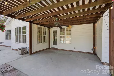 Exterior - 7877 Sedgebrook E Dr E, Stanley, NC 28164 photo 3 of 10