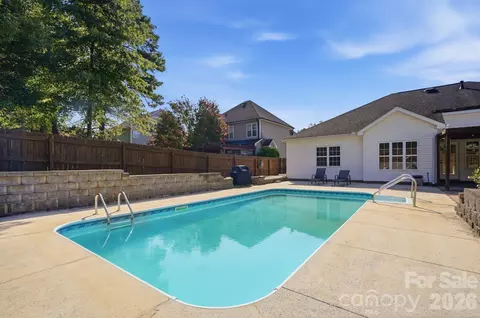 Exterior - 7877 Sedgebrook E Dr E, Stanley, NC 28164 photo 9 of 10