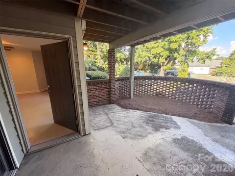 1612 Sharon W 61 Rd W #61, Charlotte, NC 28210
