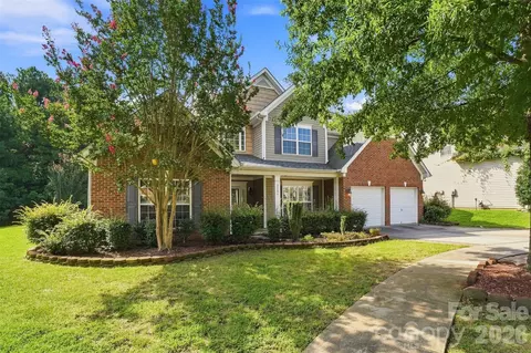 2506 Greenspire Ct, Charlotte, NC 28262