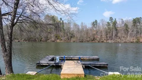207 Catawba Ave, Hickory, NC 28601 photo 25