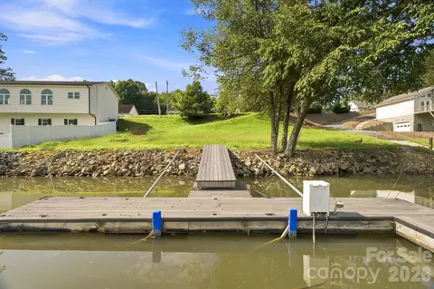 207 Catawba Ave, Hickory, NC 28601 photo 20