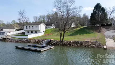 207 Catawba Ave, Hickory, NC 28601 photo 32