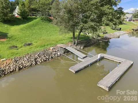 207 Catawba Ave, Hickory, NC 28601 photo 6