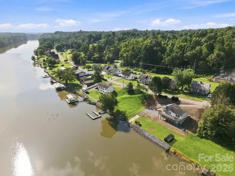 207 Catawba Ave, Hickory, NC 28601 photo 9