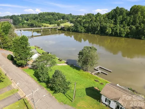 207 Catawba Ave, Hickory, NC 28601 photo 8