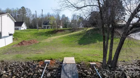 207 Catawba Ave, Hickory, NC 28601 photo 36