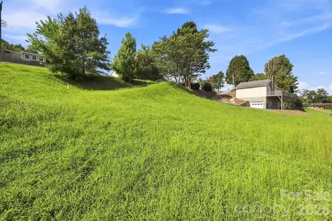 207 Catawba Ave, Hickory, NC 28601 photo 16