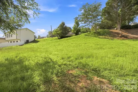207 Catawba Ave, Hickory, NC 28601 photo 21