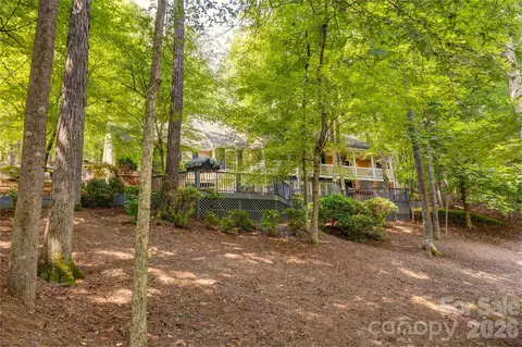 129 Overbrook Ne Dr NE, Concord, NC 28025