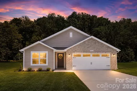 1237 Janice Rd, Lincolnton, NC 28092