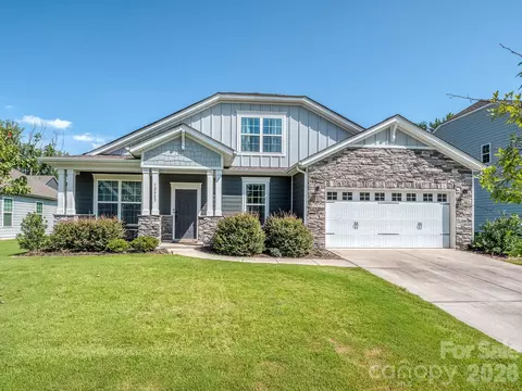 12527 Journeys End Trl, Huntersville, NC 28078