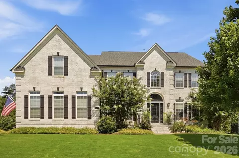 638 Reliance Ct, Tega Cay, SC 29708