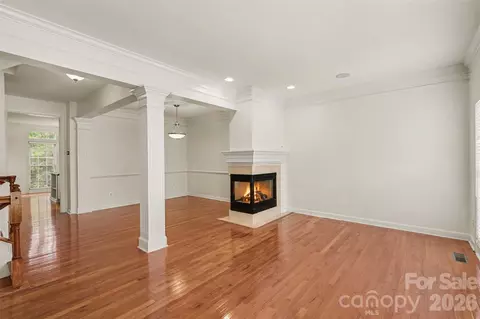 3251 Luke Crossing Dr, Charlotte, NC 28226