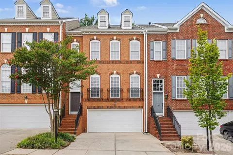 3251 Luke Crossing Dr, Charlotte, NC 28226