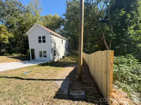 Exterior - 109 N Gregory St, Lancaster, SC 29720 photo 2 of 2