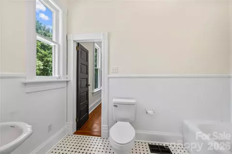 Bath - 103 Hyde Ave, Tryon, NC 28782 photo 2 of 4