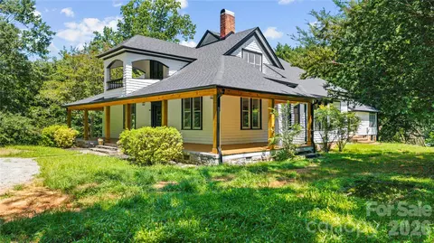 Exterior - 103 Hyde Ave, Tryon, NC 28782 photo 3 of 7