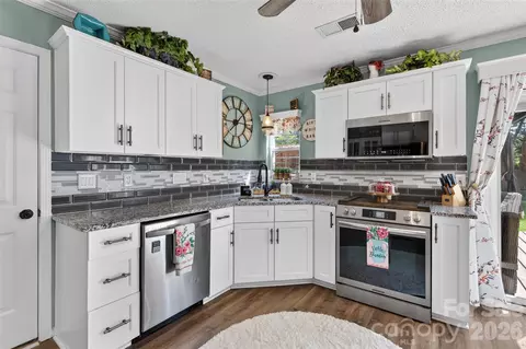119 Milroy Ln, Mooresville, NC 28115