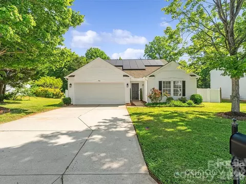 1961 Leesburg Dr, Clover, SC 29710