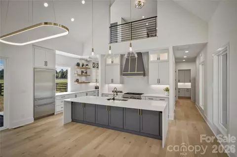 Kitchen - 2303 Paddock Cir, Morganton, NC 28655 photo 2 of 4