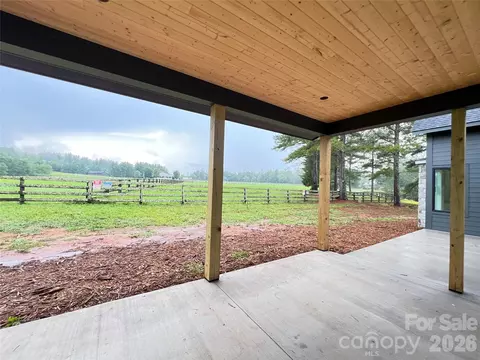 Exterior - 2303 Paddock Cir, Morganton, NC 28655 photo 4 of 5